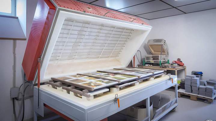 Créateur de plaque funéraire en lave émaillée Pontaumur