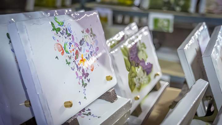 Créateur de plaque funéraire en lave émaillée Pontaumur